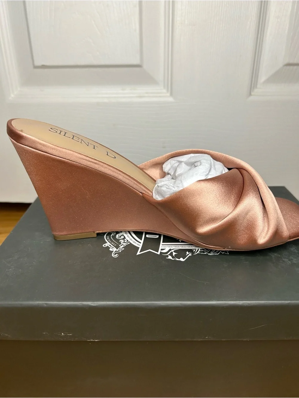 Anthropologie Silent D Katia Wedges Satin